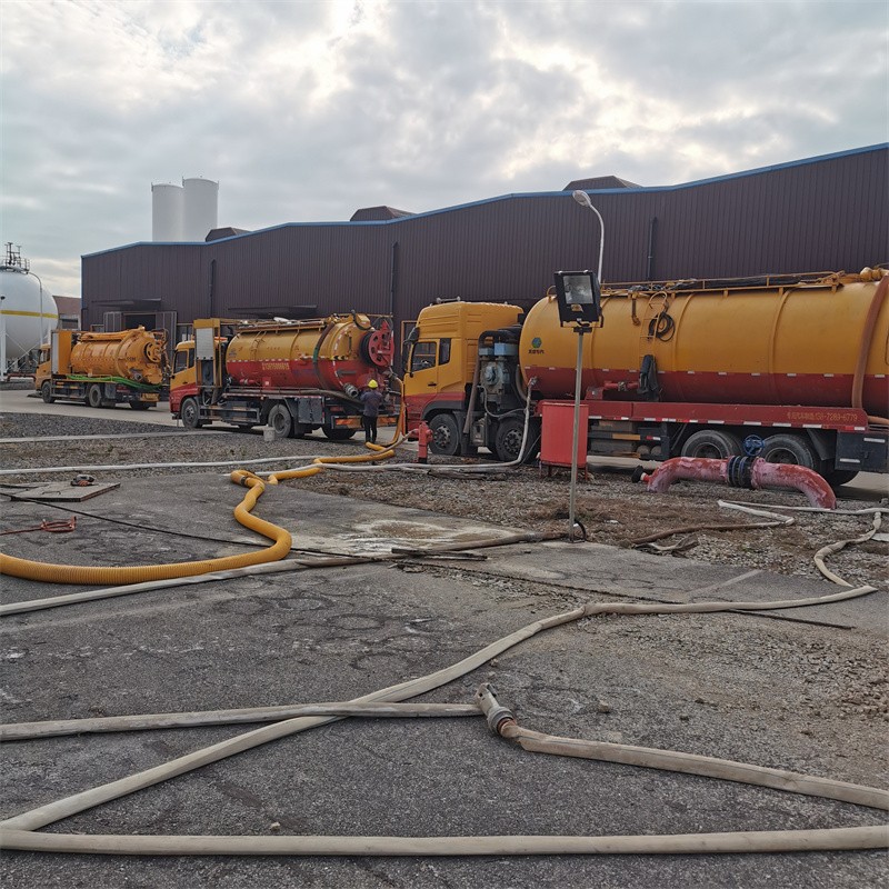 南乐污水池清理